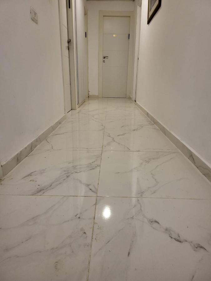 Jerusalem M Hotel Bagian luar foto