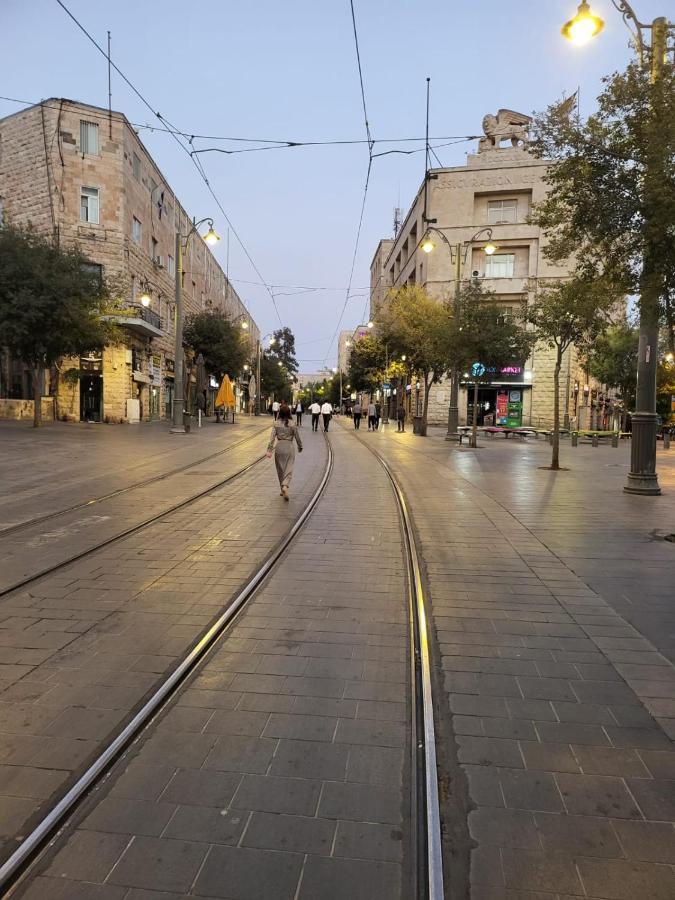 Jerusalem M Hotel Bagian luar foto