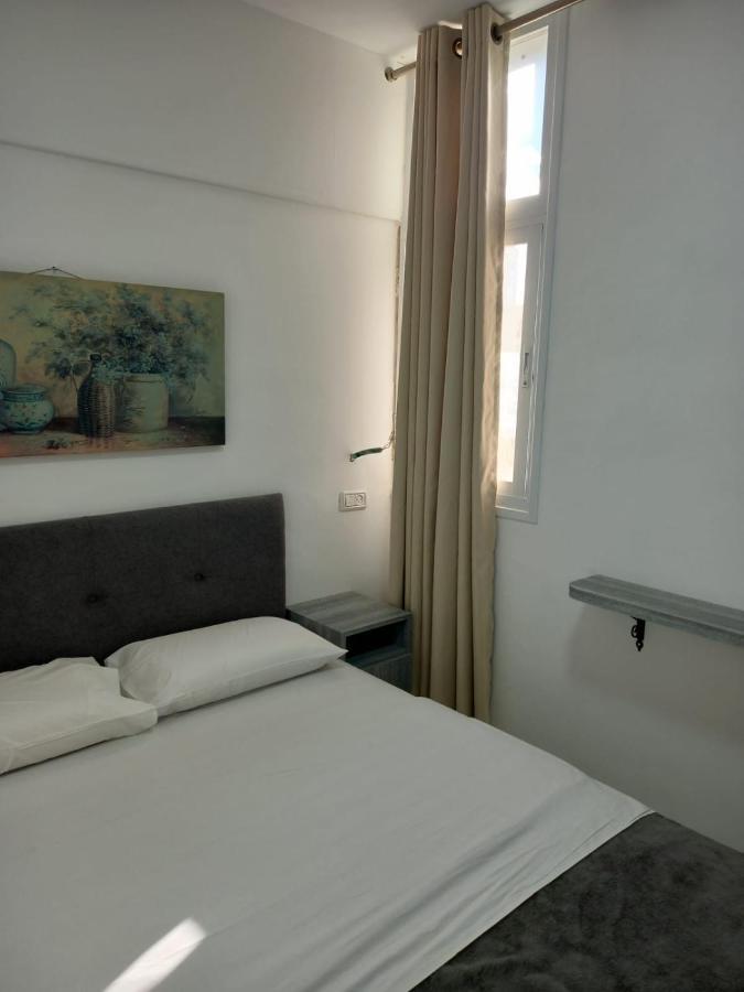 Jerusalem M Hotel Bagian luar foto
